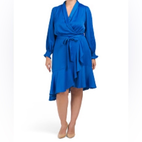 NWT Taylor Plus Long Sleeve Satin Wrap Dress Bright Blue Size 18W - Picture 2 of 11